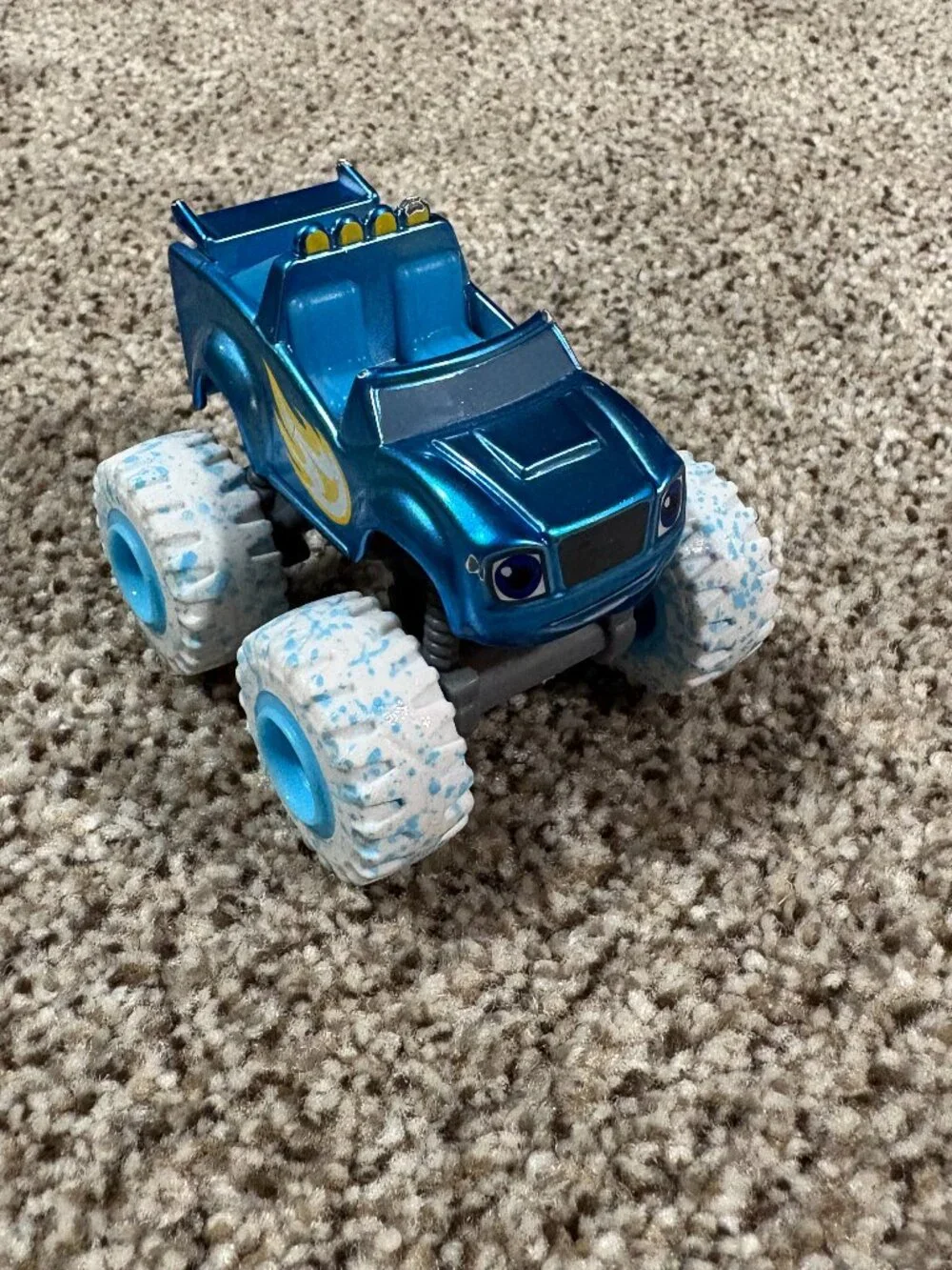 Blaze Monster Machines Arctic Blaze DKV92 Diecast Fisher Price 2016